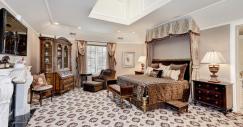 found-on-trulia-white-house-bedroom