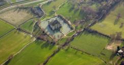bodiam_castle_00