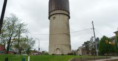 ypsilanti_water_tower_2011