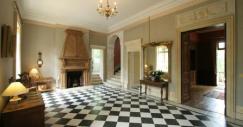 Palácio de estilo Neogótico à venda em Poitou-Charentes, França