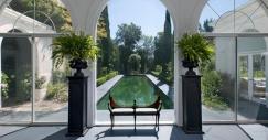 gwyneth-paltrow-house-in-santa-barbara-ca-courtyard