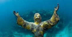 cristo-abismo-cayo-largo