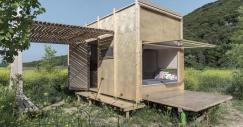 Uma casa pré-fabricada com roldanas