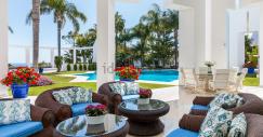 Imaginas-te a descansar neste terraço?