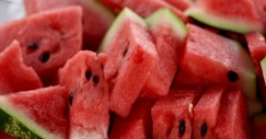 A melancia, a menina dos olhos de ouro do verão