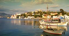 Ilha grega Kastellorizo preparada para a era “Covid free” – todos os habitantes já foram vacinados