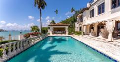 casas de luxo com piscina