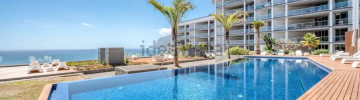 Apartamentos com piscina