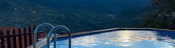 Piscina de madeira pré-fabricada