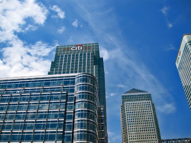 a torre do citigroup em londres tem 200 metros de altura