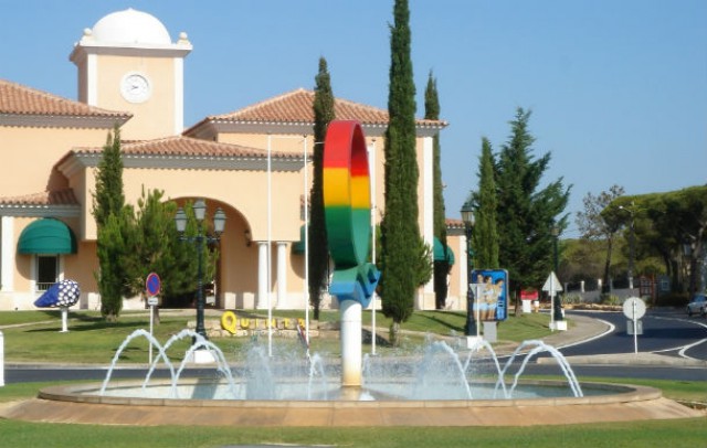 quinta do lago, empreendimento turístico de luxo no algarve