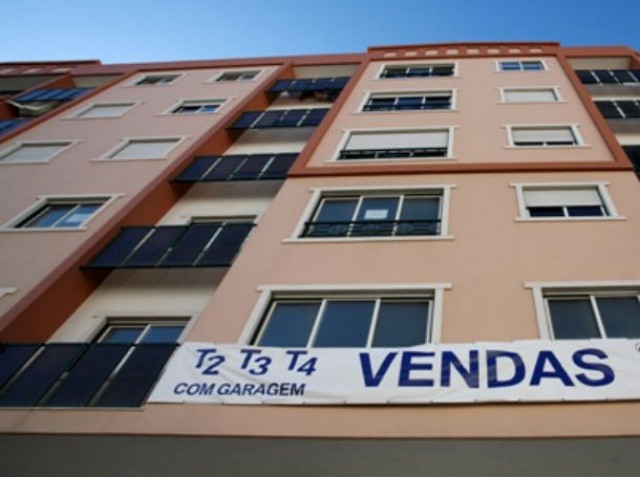 há 350 mil casas à venda actualmente em portugal, segundo dados da apemip