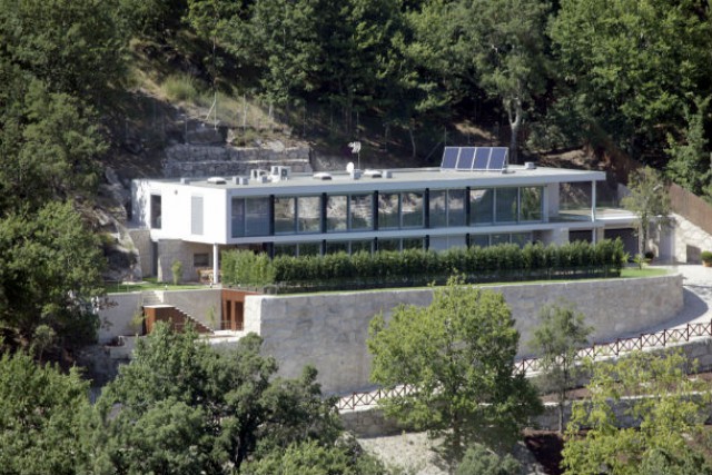 a casa de cristiano ronaldo na barragem da caniçada, no gerês