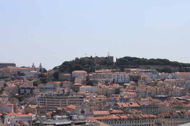 mais de 33 mil famílias já foram realojadas na área metropolitana de lisboa