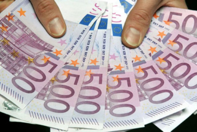 desde 2011 que o salário mínimo nacional está estagnado nos 485 euros