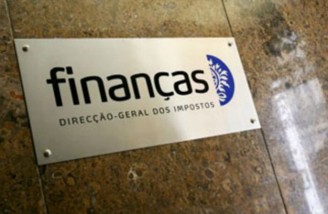 Em causa está a cobrança de imposto do selo a prédios acima de um milhão de euros