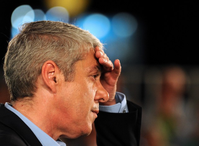 Ex-primeiro ministro está preso