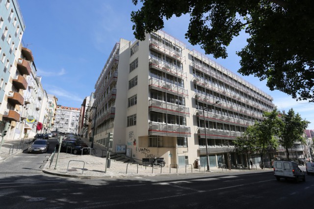 Edifício dos CTT junto à Av. Liberdade , fotografado pelo Expresso, estava devoluto desde 2010