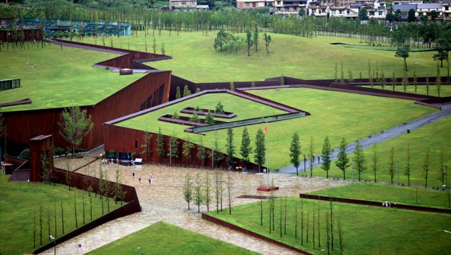 O Museu na China que parece um desastre natural em memória de um terramoto