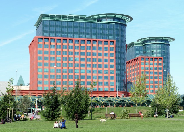 Centro Comercial Colombo, Lisboa, é um dos 45 shoppings da Sonae Sierra / Wikimedia commons