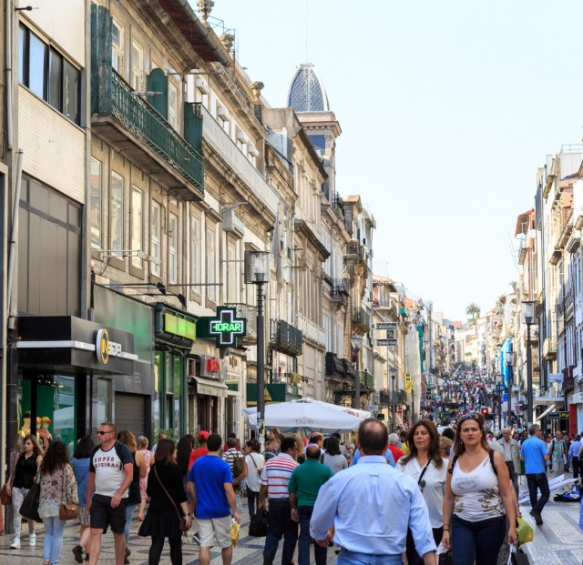 Rua de Santa Catarina, no Porto / CBRE