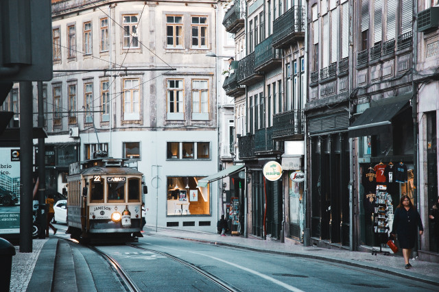 Diogo Palhais/Unsplash