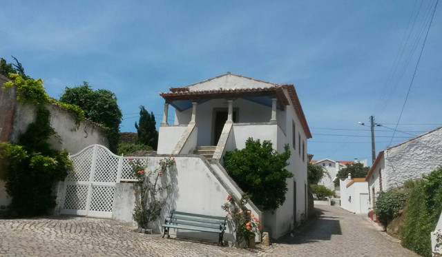Casa na aldeia do Carvalhal / Wikimedia commons