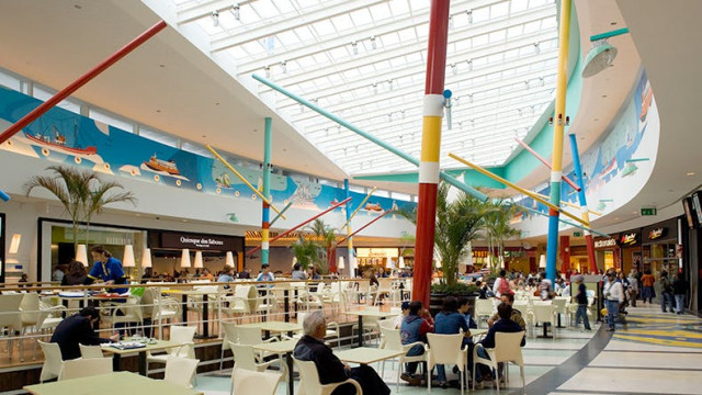 O RioSul Shopping, no Seixal, é um dos centros comerciais que será vendido / RioSul Shopping
