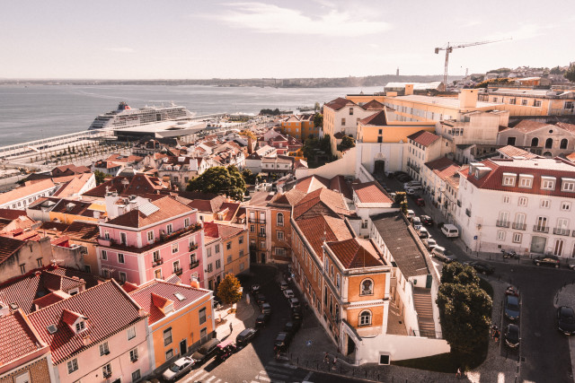 Luis Dille/Unsplash