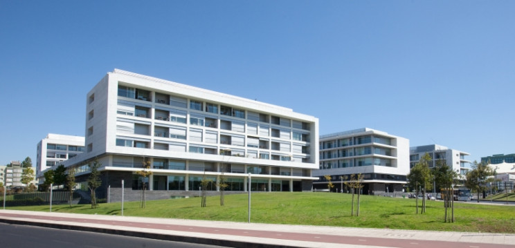 Empreitada de ampliação do Hospital da Luz / Mota-Engil