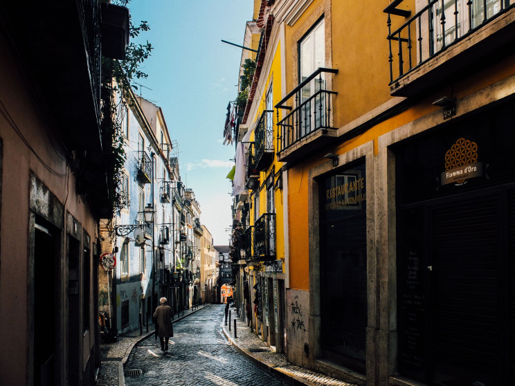 Zach Rowlandson/Unsplash