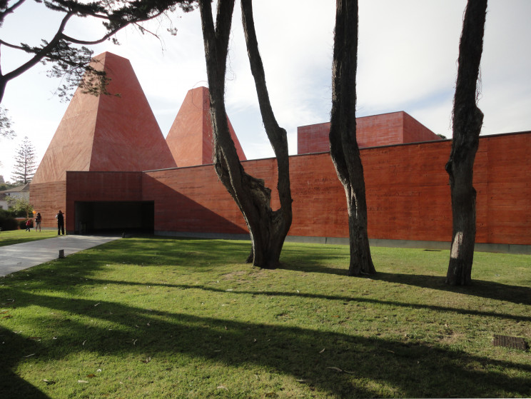 Casa das Historias / Wikimedia commons