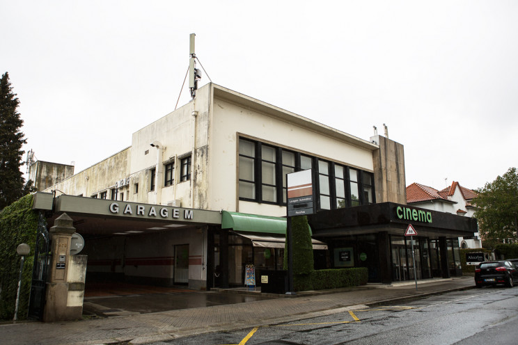 Depois de reabrir em 2009, o Cinema Nun’Álvares encerrou definitivamente em 2011 / Filipa Brito via Câmara Municipal do Porto