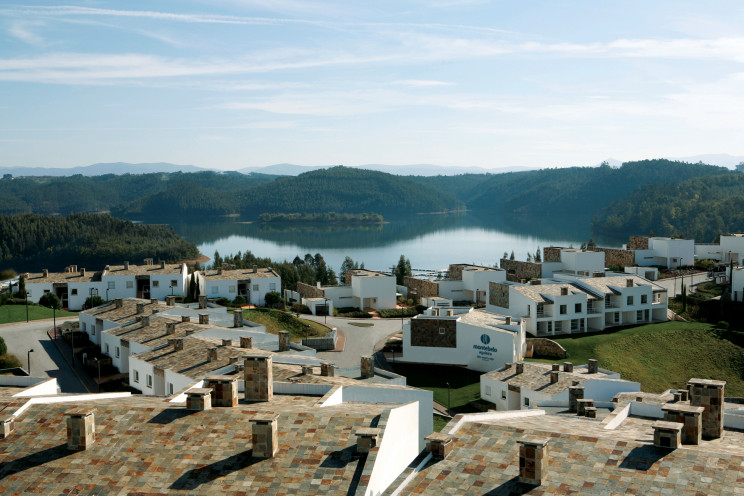 Montebelo Aguieira, resort de 5 estrelas em Mortágua, que promete taxa de rentabilização de 5%, face ao investimento. / Visabeira