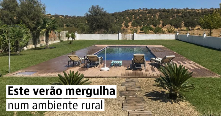 Casas rústicas com piscina