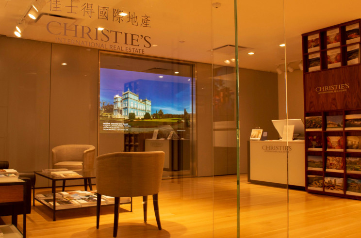 Luximo’s Christie's