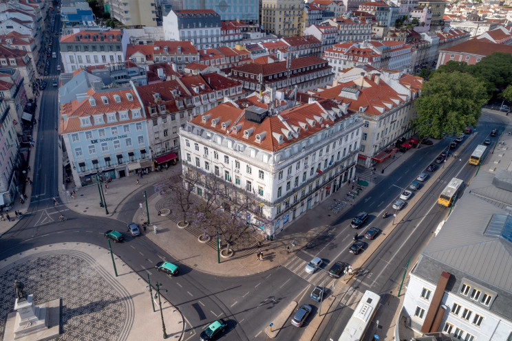 O imóvel de 6.200 m2, localizado no Cais do Sodré / Patrizia