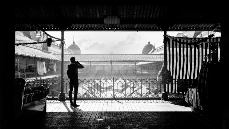 Photo by Àlex Folguera on Unsplash