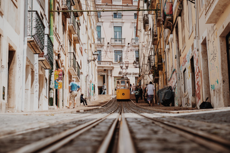 Julian Dik on Unsplash