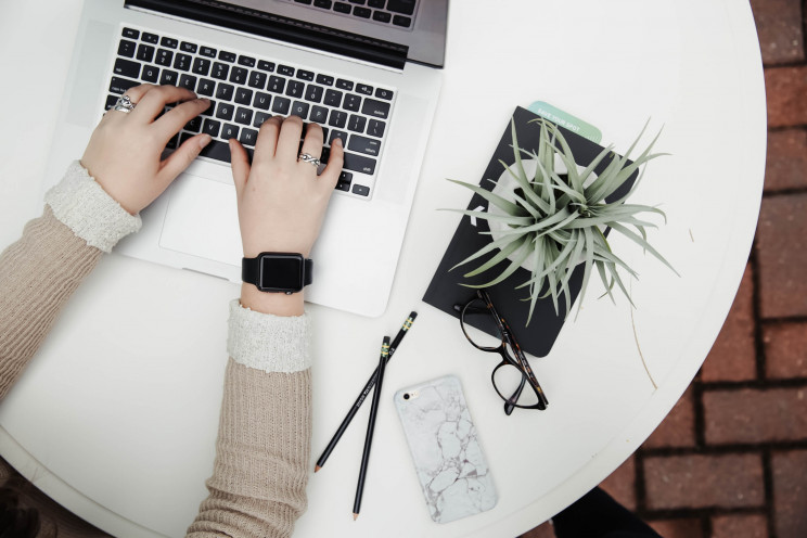 Corinne Kutz on Unsplash