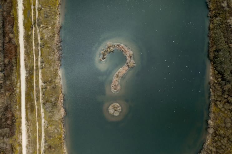 Photo by Jules Bss on Unsplash