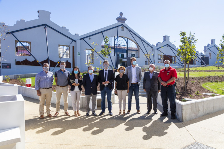 Visita do Executivo Municipal da Câmara de Valongo e da Junta de Freguesia de Ermesinde à nova loja. / Mercadona