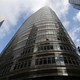 nova iorque: arranha-céus que albergava escritórios de madoff na falência 