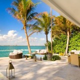 casas de sonho: mansão de luxo à beira-mar azul turquesa (miami)