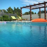 casas de fim-de-semana: jacuzzi ao ar livre junto à praia do meco (fotos)