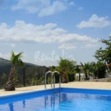 casas de fim-de-semana: mini moradias com jardim a poucos metros da praia dos olhos de água (fotos)