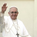 papa vive na casa de santa marta após recusar luxuoso apartamento papal