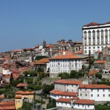 porto: dez mil pessoas vivem em 700 bairros operários