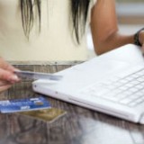 Hoje há descontos nas compras na internet