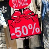 Lojas vão poder fazer saldos em qualquer altura do ano